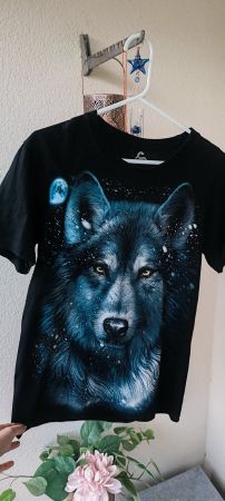 2 Vintage Style T-shirts mit Wolf Motiv