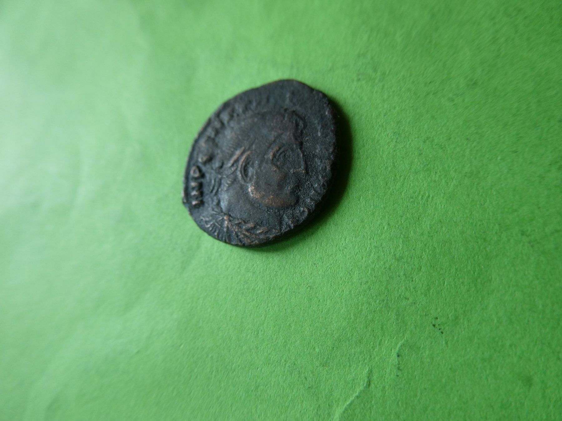 Alle Münzen: uralte Bronzemünze 18 mm     2.82 g – Gebraucht aus Hinterforst von Rohusri 1