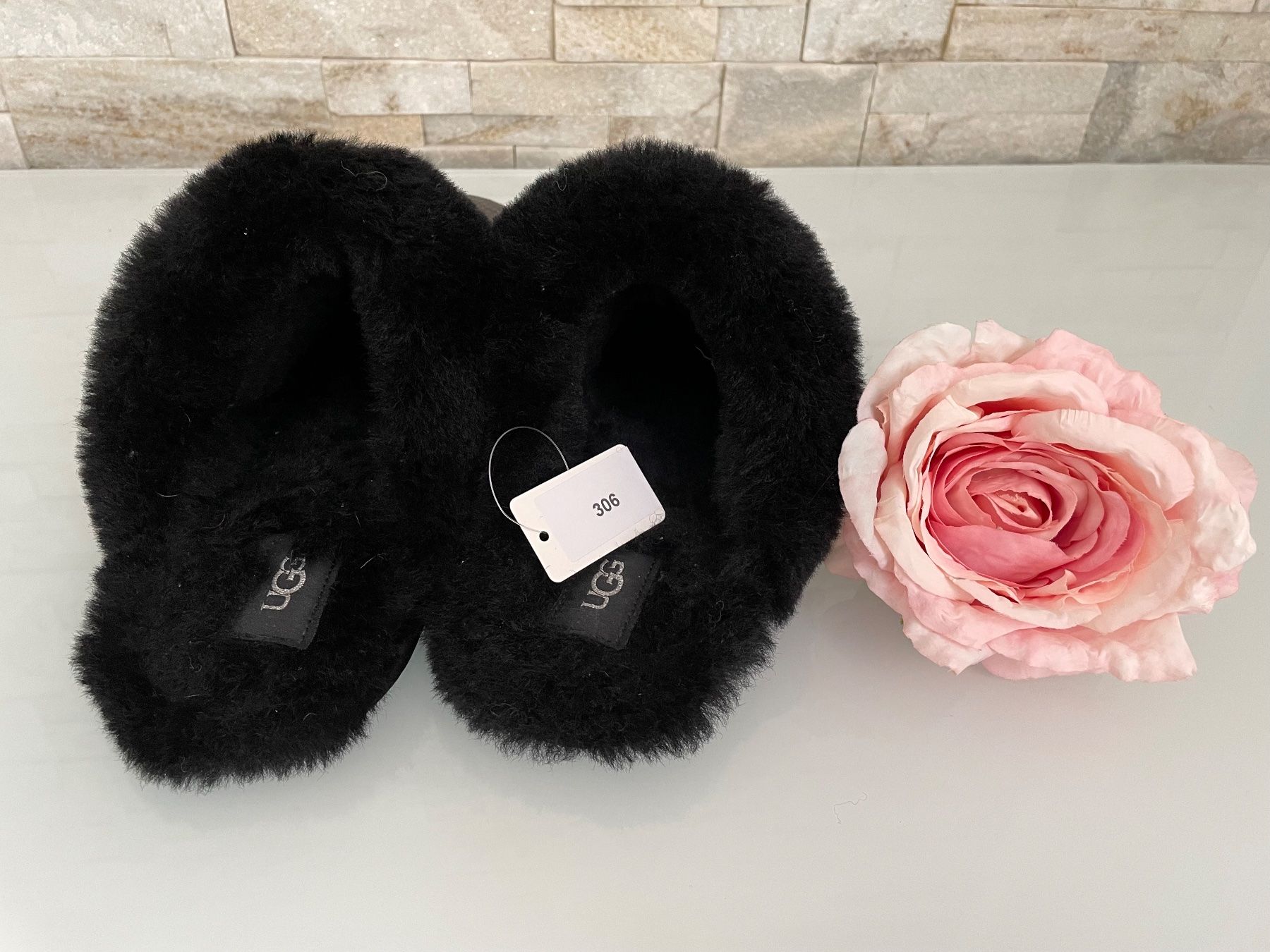 Ugg Scarpe da donna: UGG Pantoffeln Gr. 41 - 35 - Nr. 306 – Usato da Hittnau venduto da LuxAndMore 4