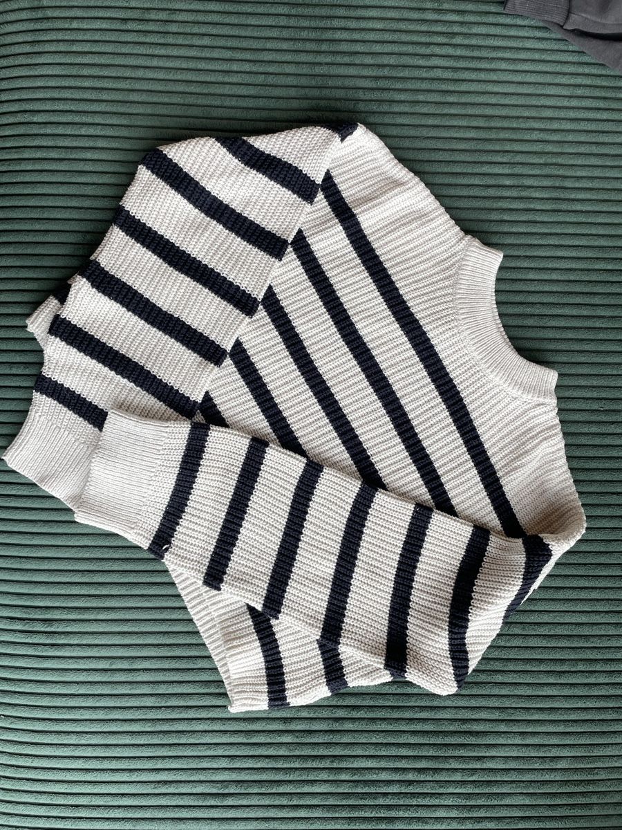 H&M Maglioni & Felpe: Strickpullover von H&M Gr. 134/140 – Usato da Recherswil venduto da jafa74