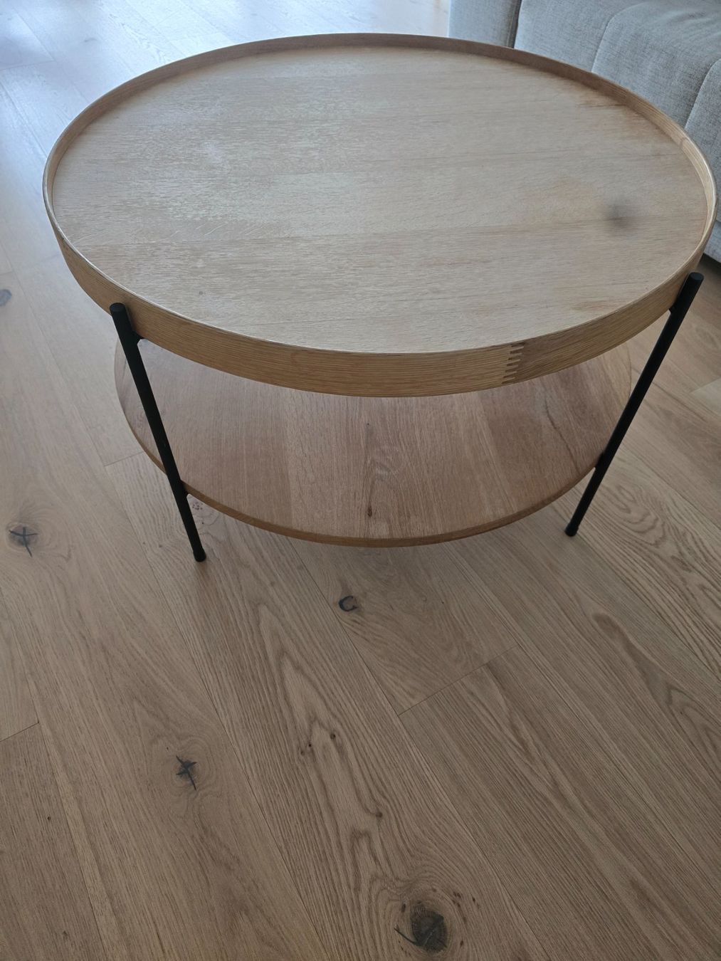 Tables: Couchtisch rund Holz – D'occasion à Rümlang par Arsasladi 1