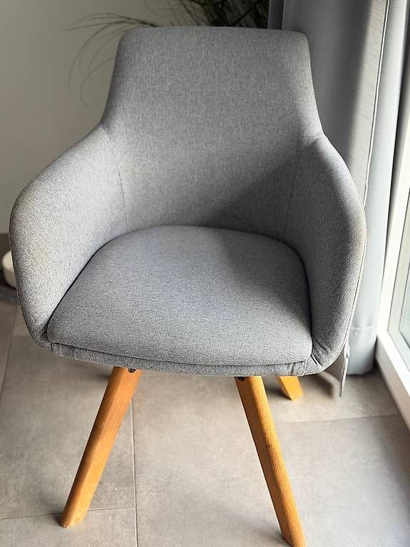 Poltrone: 4 POLTRONCINE IMBOTTITE - CHF 60.- – Usato da Bellinzona venduto da Fabio_14