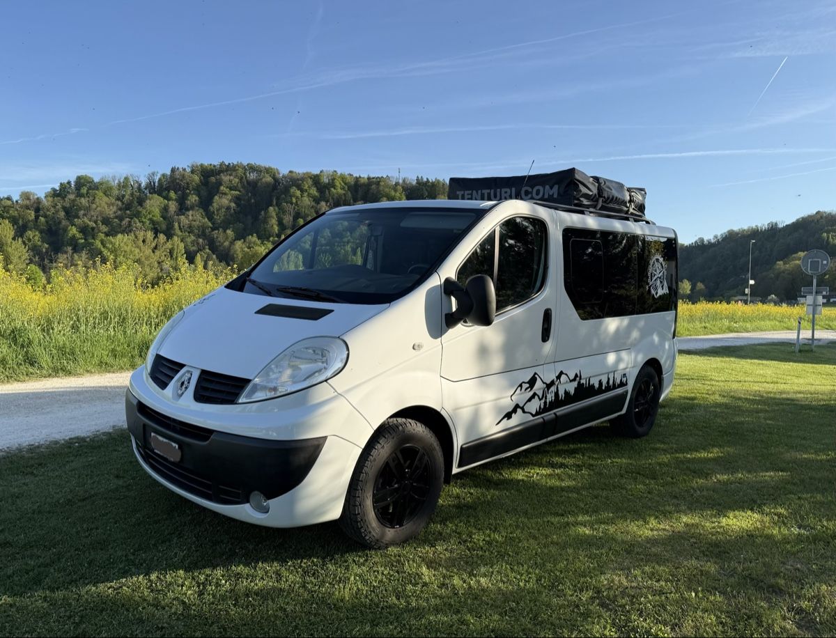 Renault Camping Fahrzeuge: Renault Trafic 115dci – Gebraucht aus Buchberg von Mitti73