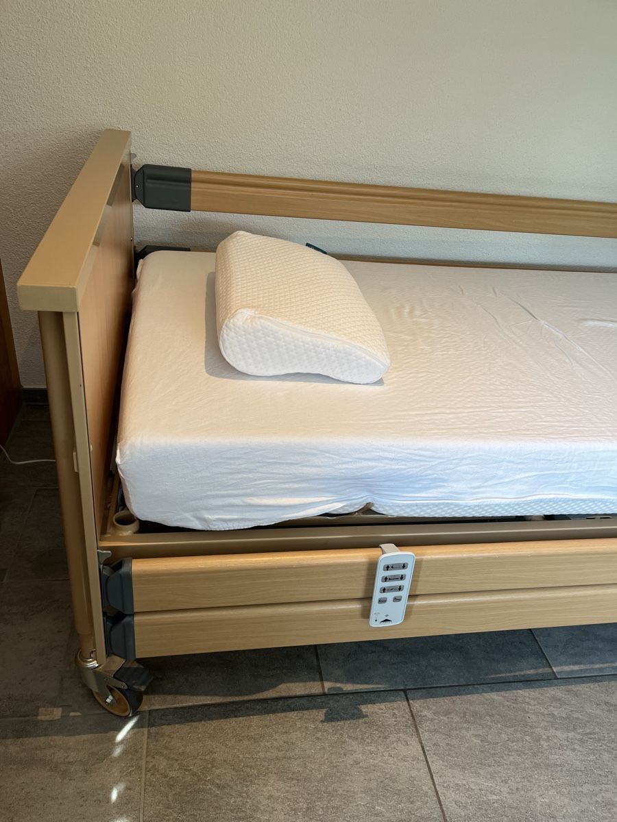 Lits: Pflegebett Burmeier Dali – D'occasion à Burgdorf par gab_bf55 4