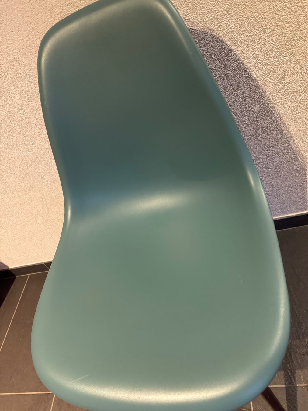 Vitra Sedie: ORIGINAL VITRA EAMES PLASTIC SIDE CHAIR STUHL TOP DESIGN – Usato da Balterswil venduto da MR_FEELGOOD 2