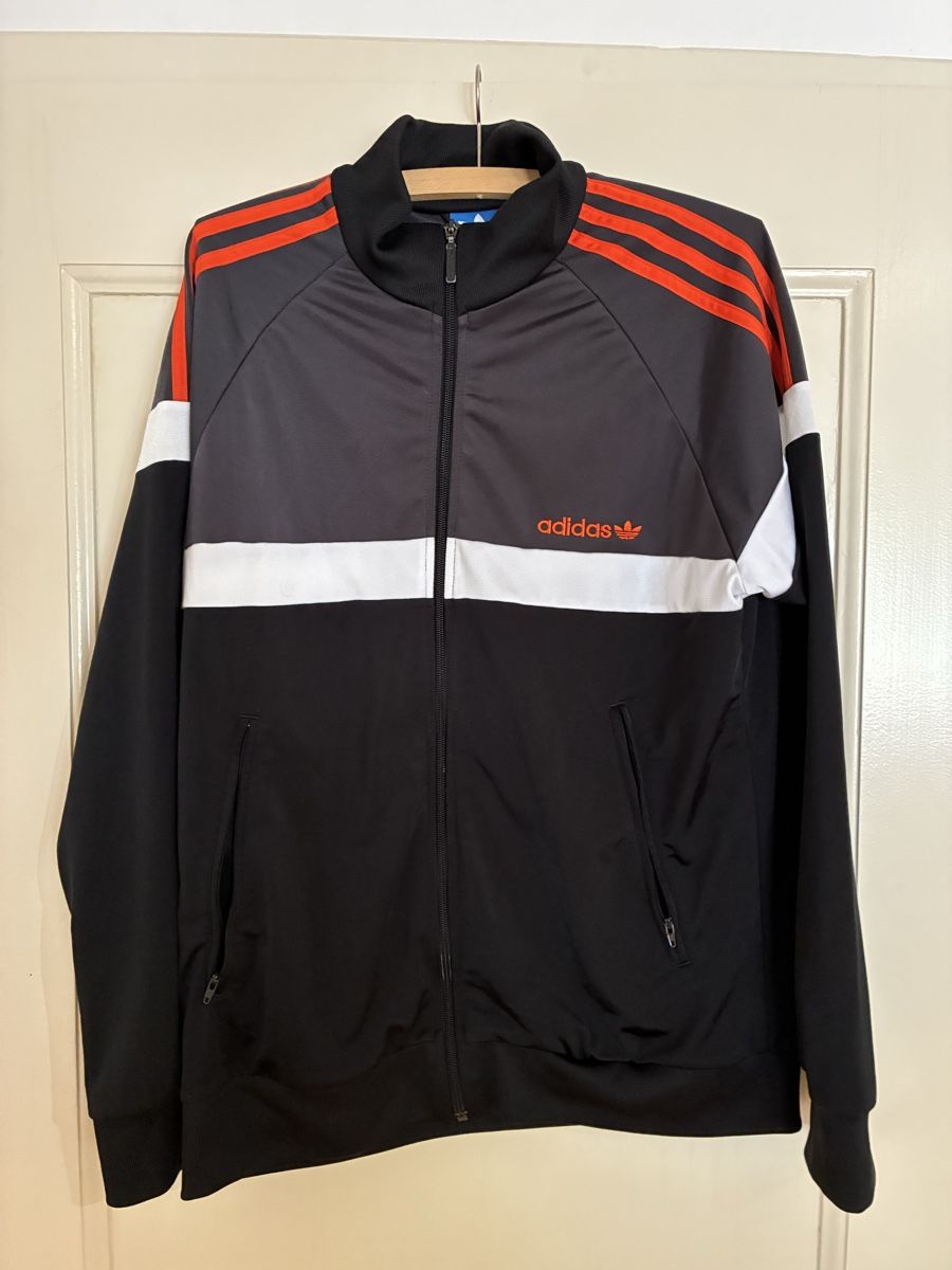 Adidas Pullover & Sweatshirts: Adidas Trainingsjacke Grösse M – Gebraucht aus Bern von Waegi1