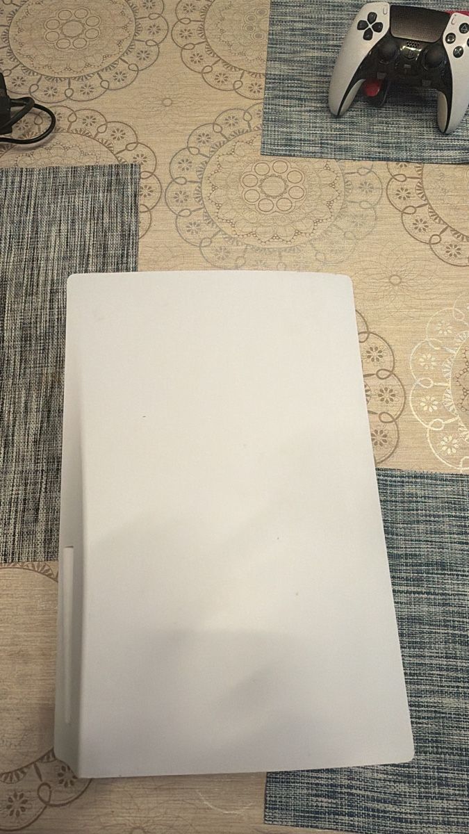 Sony Consoles: PlayStation 5 Console,  – D'occasion à Rorschach par ade_2yz9 1