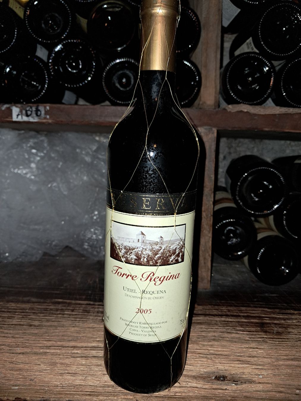 Vino: Bodegas Torre Regina Reserva  2005 – Nuovo e nell'imballaggio originale da Le locle venduto da juliensaran