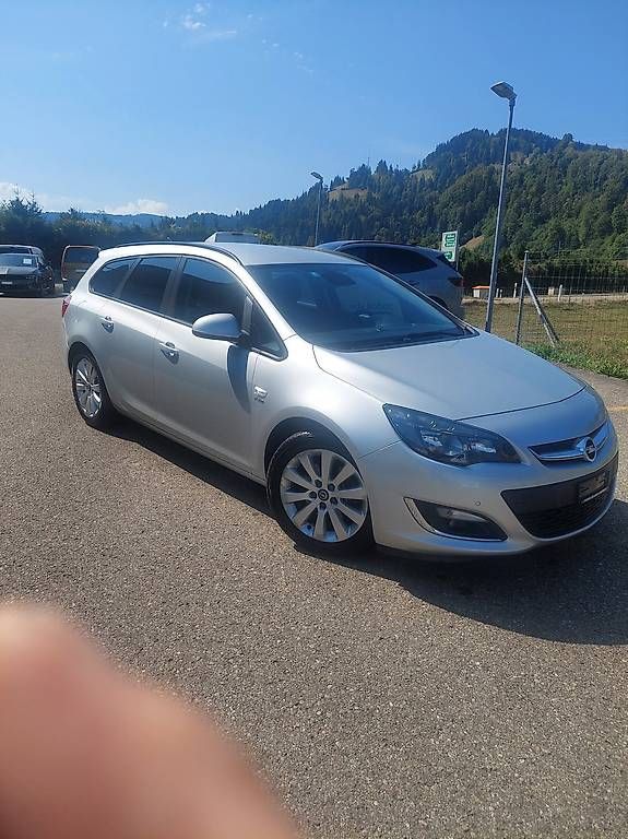 Autos: Sparsamer Activetourer mit Autobahnkilometer – D'occasion à Oberhelfenschwil par Stanbody