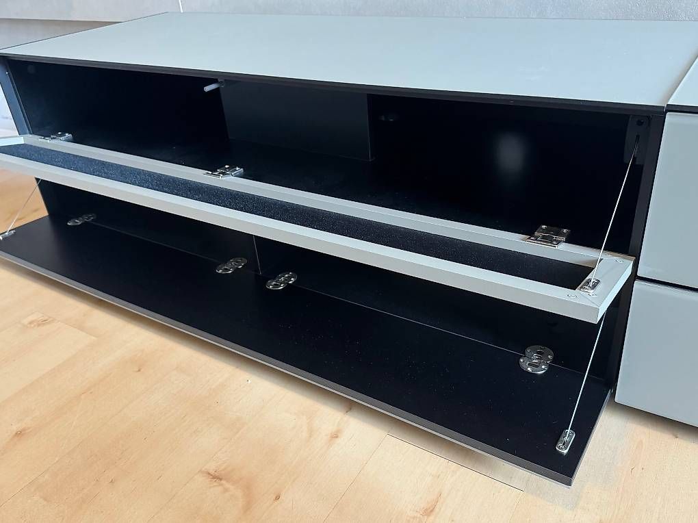 Mobili TV: TV Sideboard Sonorous – Usato da Uster venduto da electro011 2
