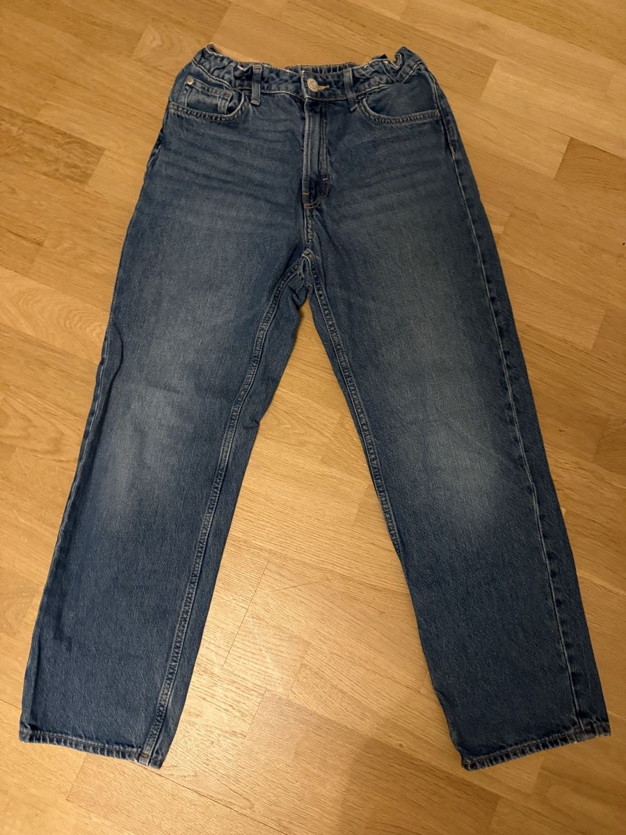 Jeans: Jeans loose fit 12-13 – Usato da Zürich venduto da Mothai