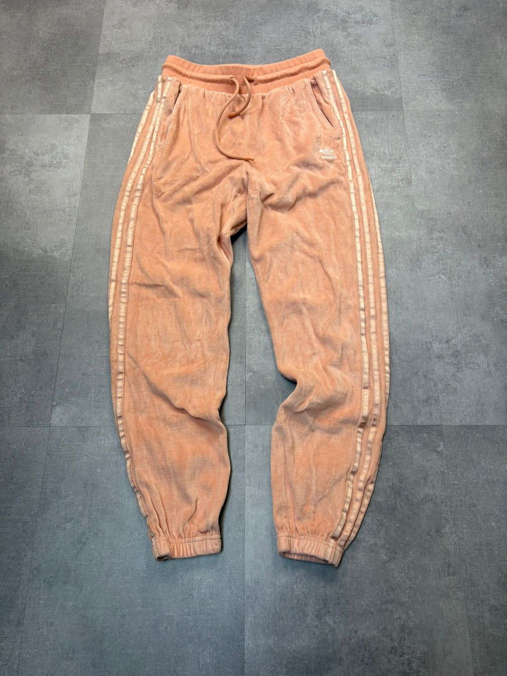 Adidas Completi & Tailleur: Adidas Retro Velour Trainingsanzug - Grösse S – Nuovo (secondo la descrizione) da Werdenberg venduto da hase.vintage 6