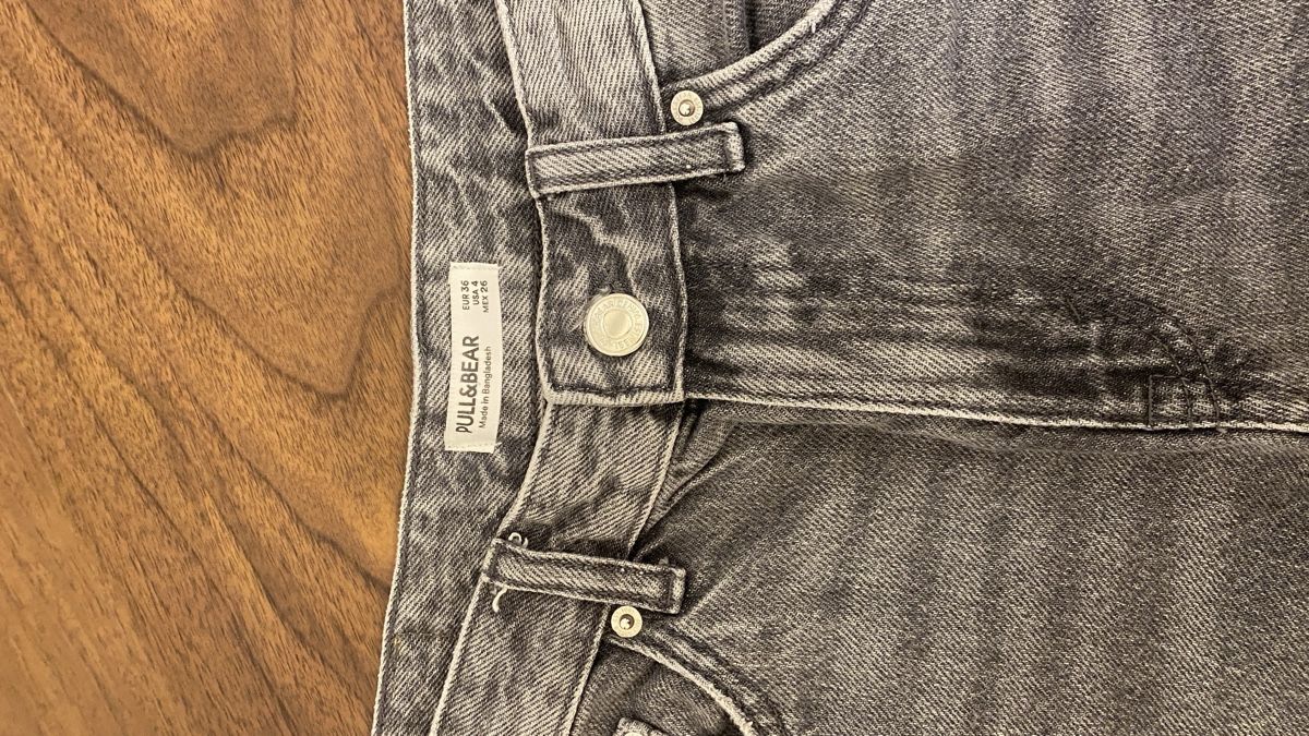 Bershka Jeans: Jeans grau Bershka Grösse 36 – Usato da Buchs SG venduto da leo_7hcw 2