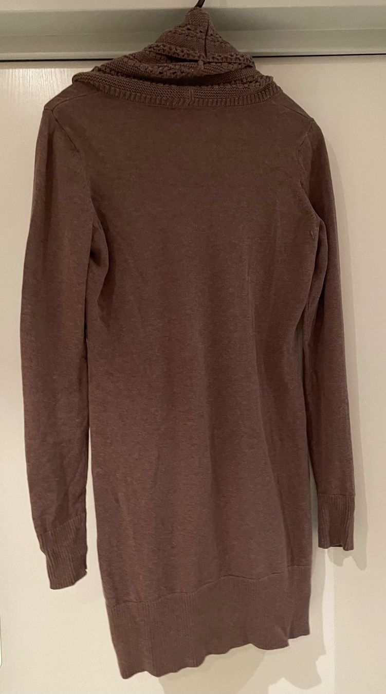 Esprit Pullover & Sweatshirts: Esprit, toller Oversize-Pullover mit schönem Kragen, Gr. S – Gebraucht aus Niederweningen von baghirac 3