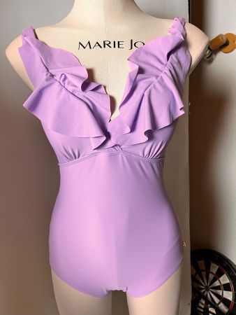 LASCANA, Capsule Collection, Badekleid, Grösse 36B, Lila