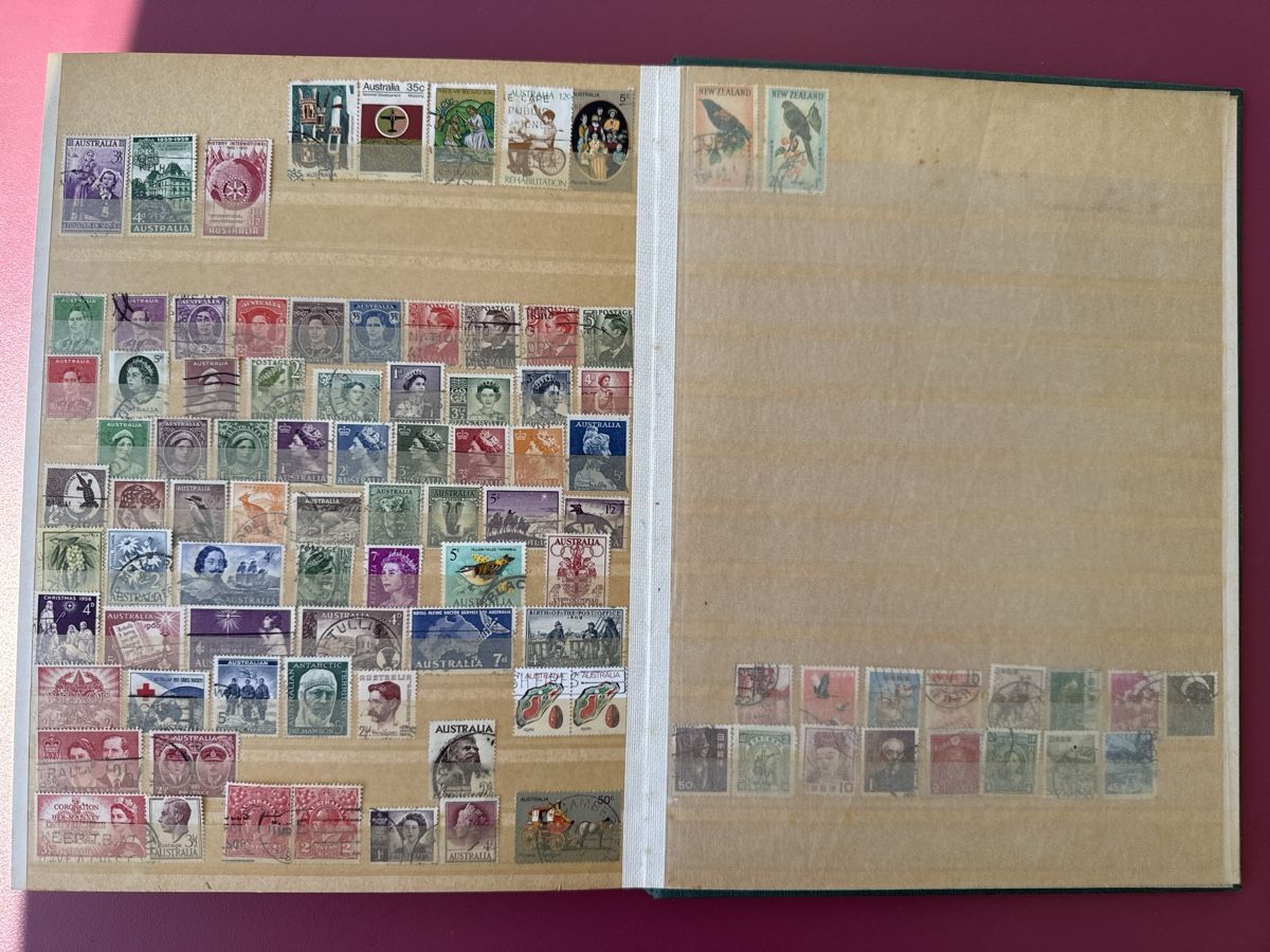 Album: Briefmarken Sammlung – Usato da Unterentfelden venduto da Loonah 8