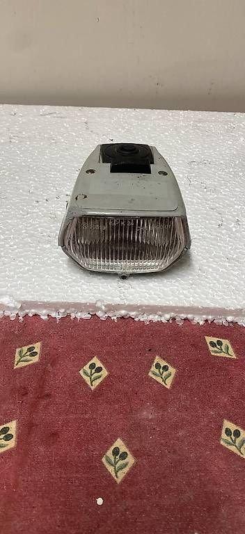 Puch Parti ricambio per ciclomotori: Puch Maxi Lampe – Usato da Büren an der Aare venduto da twostrokeguy