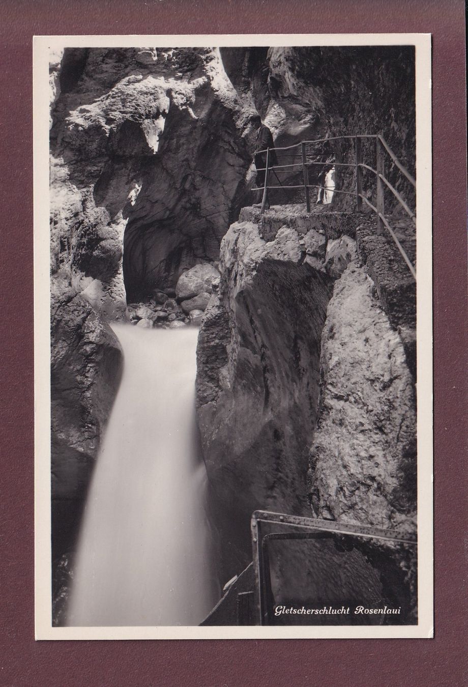Cartoline postali: Gletscherschlucht ROSENLAUI – Usato da Pully venduto da nicecards