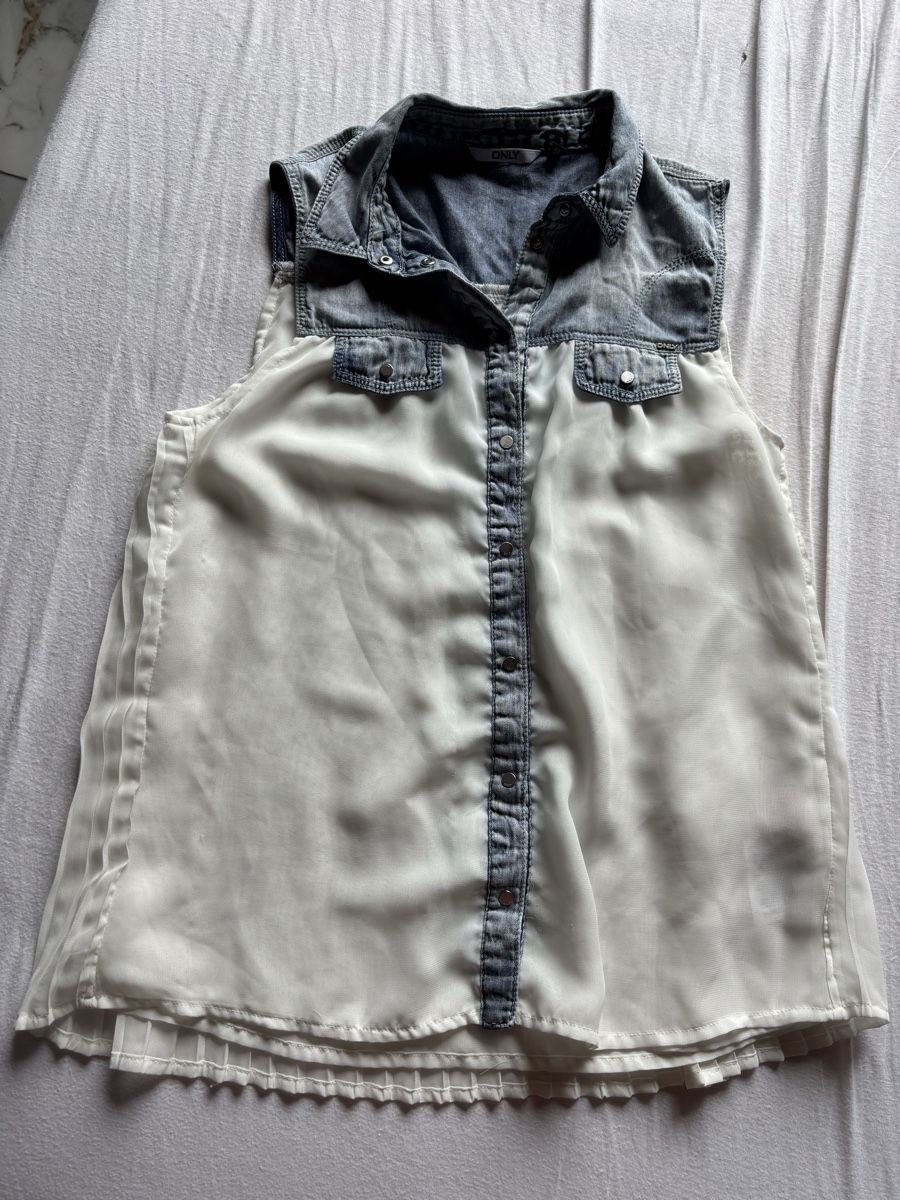 Only Tops: Oberteil Chiffon und Jeans Only – Gebraucht aus Sulzbach von dfrey25