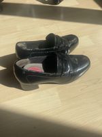 Elegante Tamaris Lack-Loafer, Grösse 37 - Zeitlos Schön!