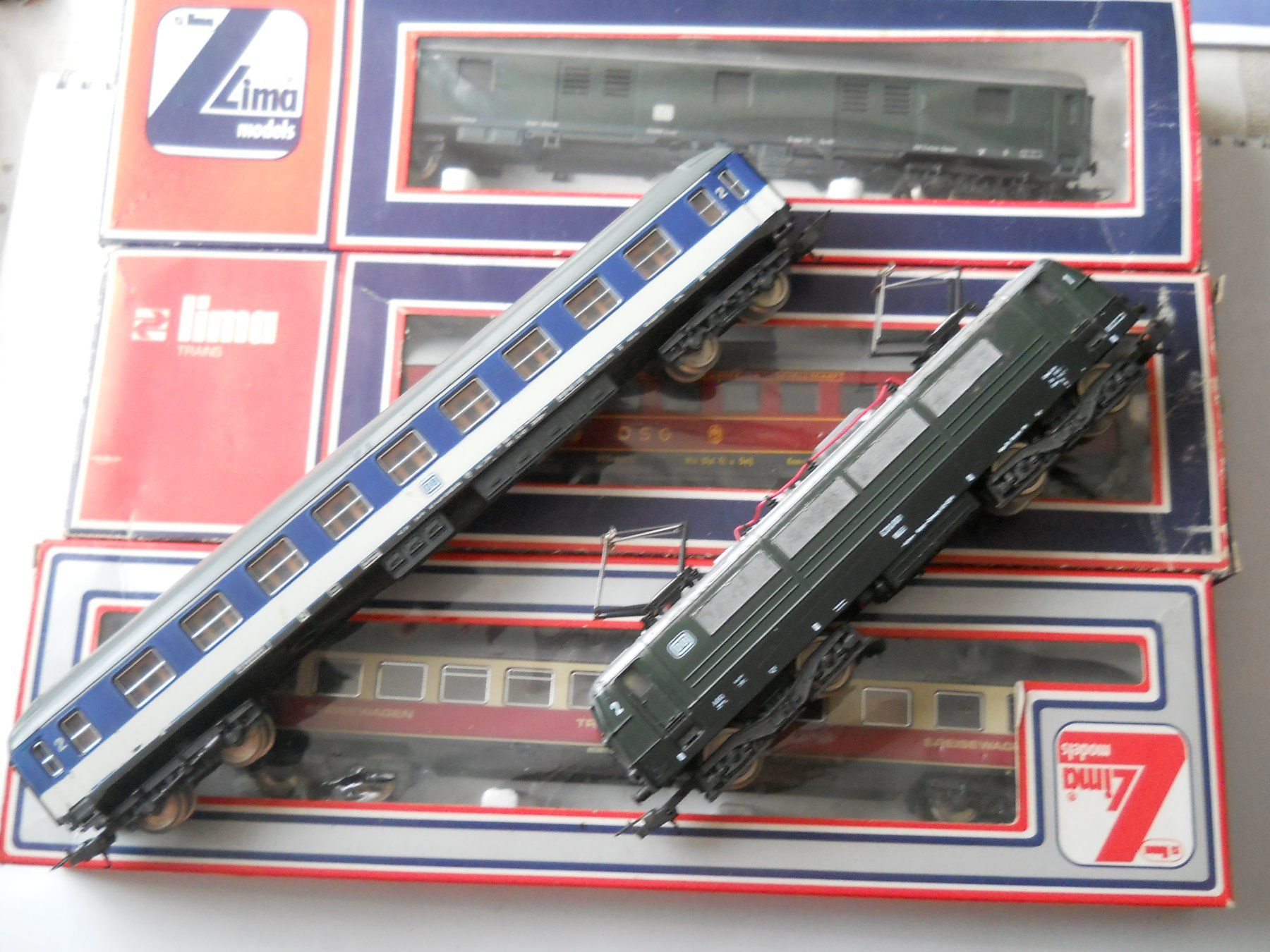 Lima Trains électriques: DB Zug von Lima mit E 310008 – D'occasion à Schwanden GL par roerich20