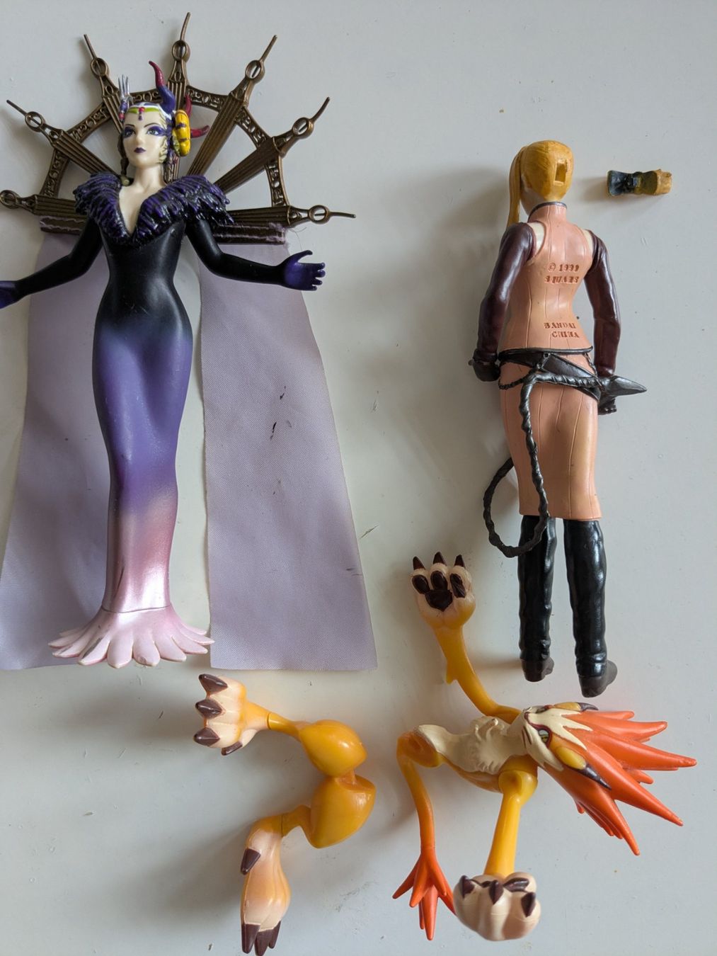 Statuette: Collection figurines Final Fantasy VIII – Usato da Genève venduto da niiicolas 2