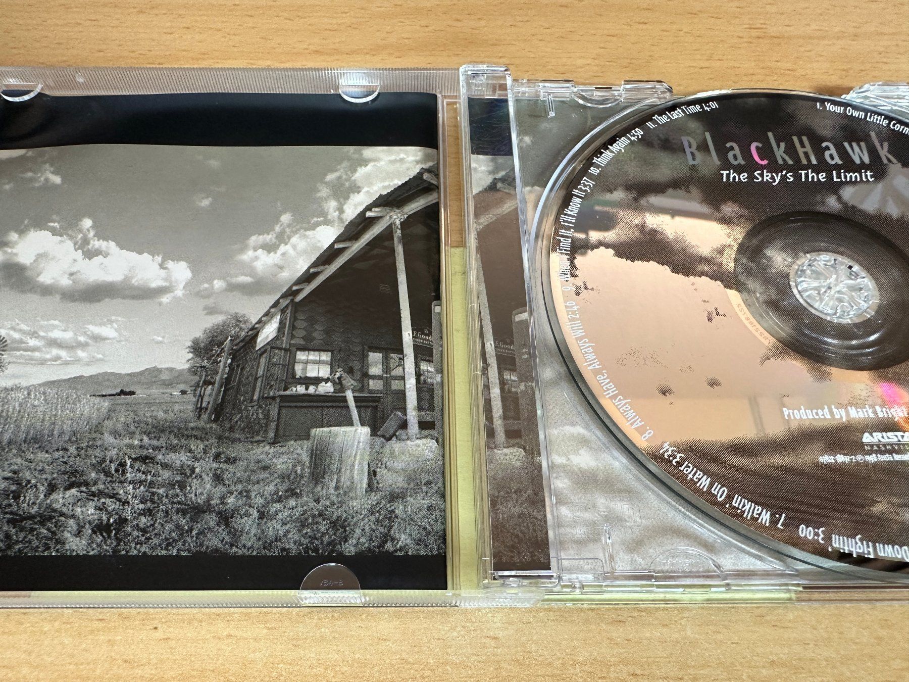 CD: BlackHawk – The Sky's The Limit – Usato da Rikon im Tösstal venduto da Alpenmutz 2
