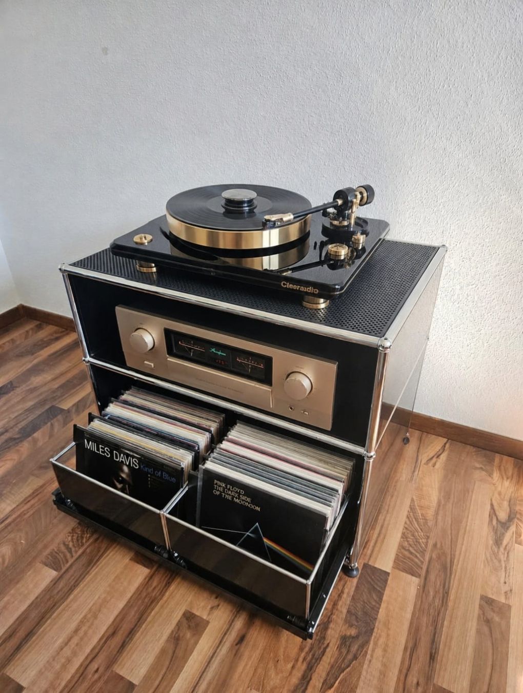 Commodes: USM Schallplatten Möbelstück  – D'occasion à Muttenz par jeh_l5fx