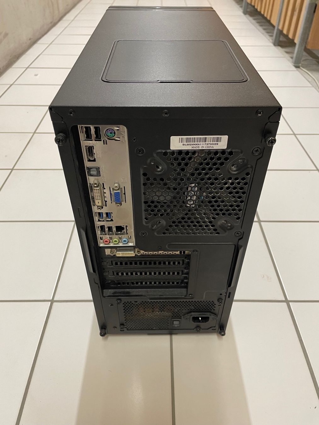 PC: Workstation - i5-3570K NVidia Quadro K2000 – Usato da Lausanne venduto da val_5t9f 1