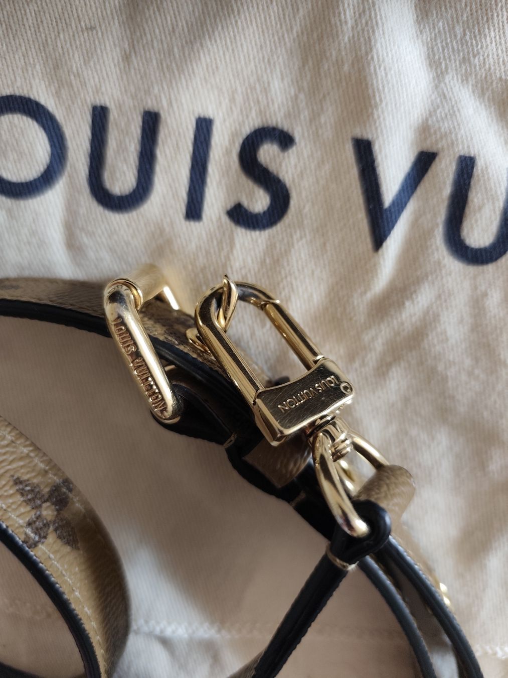 Louis Vuitton Sacs femmes: Louis Vuitton Pochette Métis Reverse – Neuf (Voir description) à Martigny par Vintage-23 6