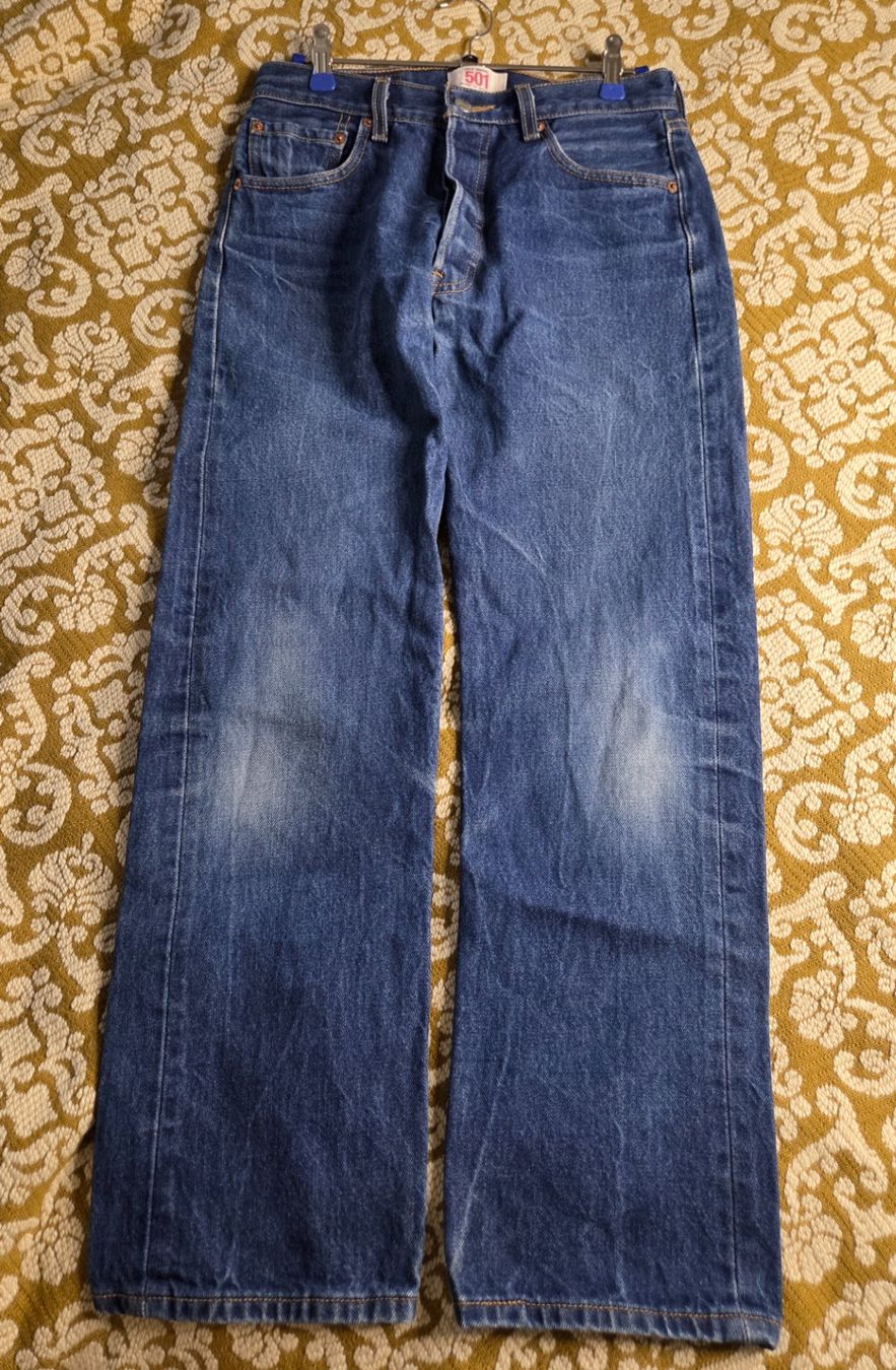 Levi's Jeans: Levi’s Jeans – Usato da Leissigen venduto da ali_k9v8
