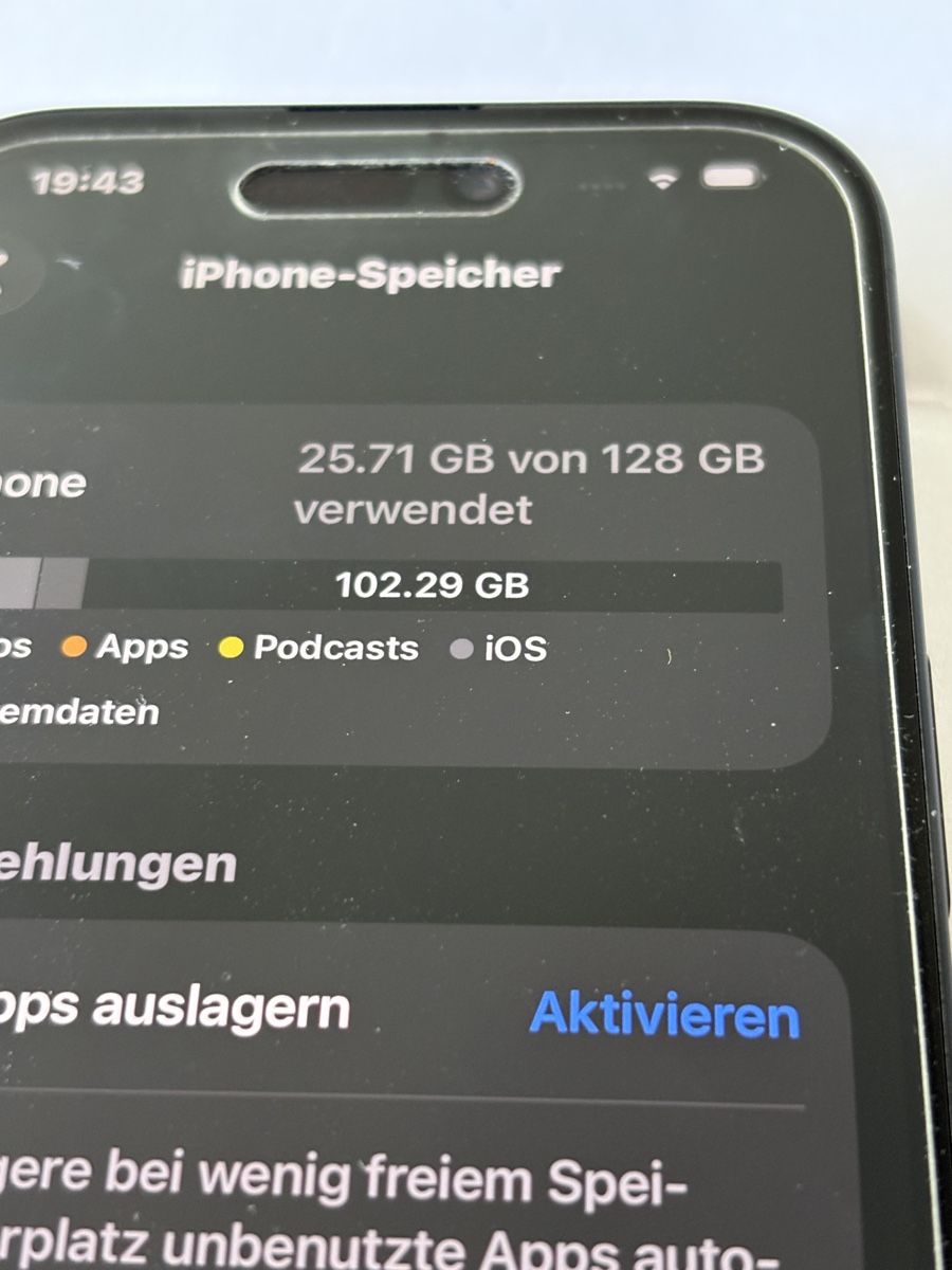 Apple Telefoni cellulari / Smartphones: iPhone 15, 128GB, schwarz  – Usato da Burgdorf venduto da Shawndx 7