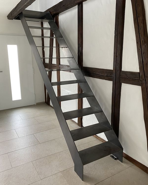 Spannende Stahltreppe Auãÿen Gebraucht Ebenbild
