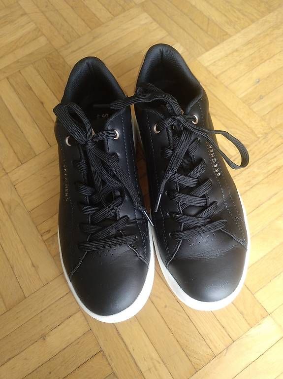 Skechers Damenschuhe: Skechers Uno, Grösse 39 – Neu (gemäss Beschreibung) aus Samedan von t_p_8nvs