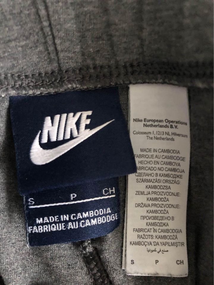 Nike Leggings: Leggings Nike – Nuovo (secondo la descrizione) da Beringen venduto da Sternli650 1