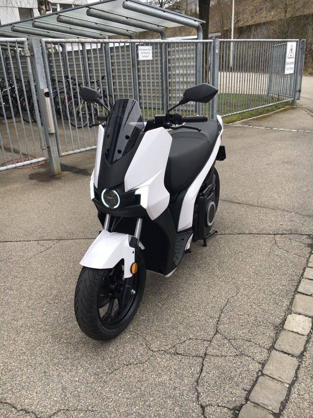 Scooter: E - Roller mit Power  - 4 Jahre Garantie – Nuovo (secondo la descrizione) da Doppleschwand venduto da Esnu 1