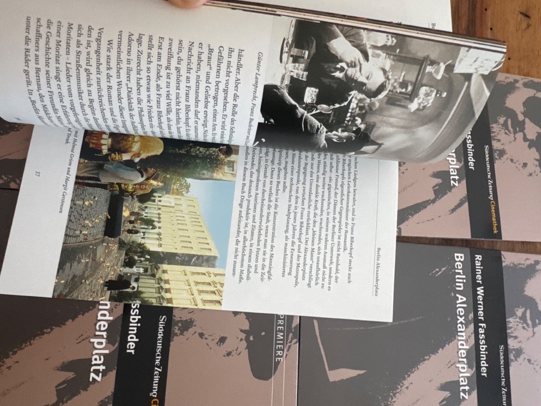 Tutti i DVDs: Rainer Werner Fassbinder Berlin Alexanderplatz DVD Boxset re – Usato da Solothurn venduto da Alex702 4