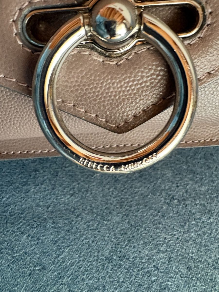 Borse da donna: Handtasche Rebecca Minkoff  mit Ring Verschluss – Usato da Schnottwil venduto da eka_sk9q 9