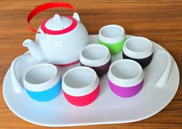 Angelo Fortuna Tee- Kaffeetassen Set mit Teekanne und Tablet
