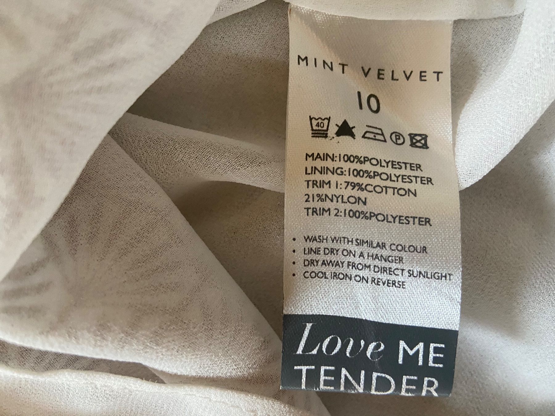 Top: Haut MINT VELVET 10 UK new – Usato da Epalinges venduto da madeleine05 2