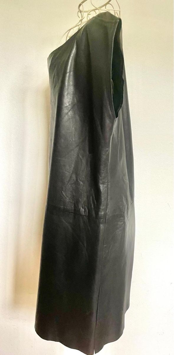 Vestiti: Handgeschneidertes Lederkleid – Usato da Kilchberg ZH venduto da Suisse500 1