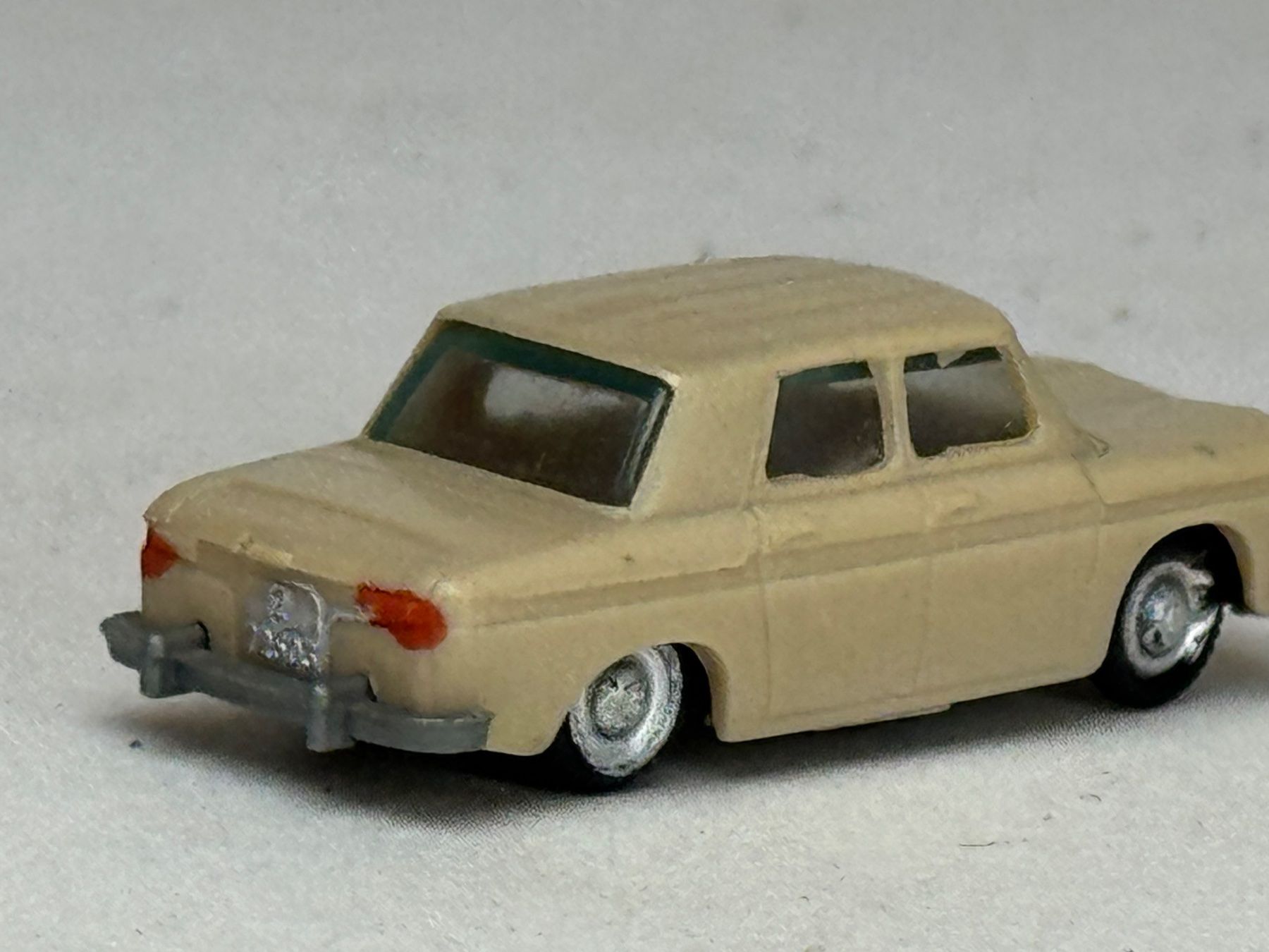 Eko Modellini d'auto: GB1-EKO Renault beige – Usato da Elm venduto da Wikmtz 1