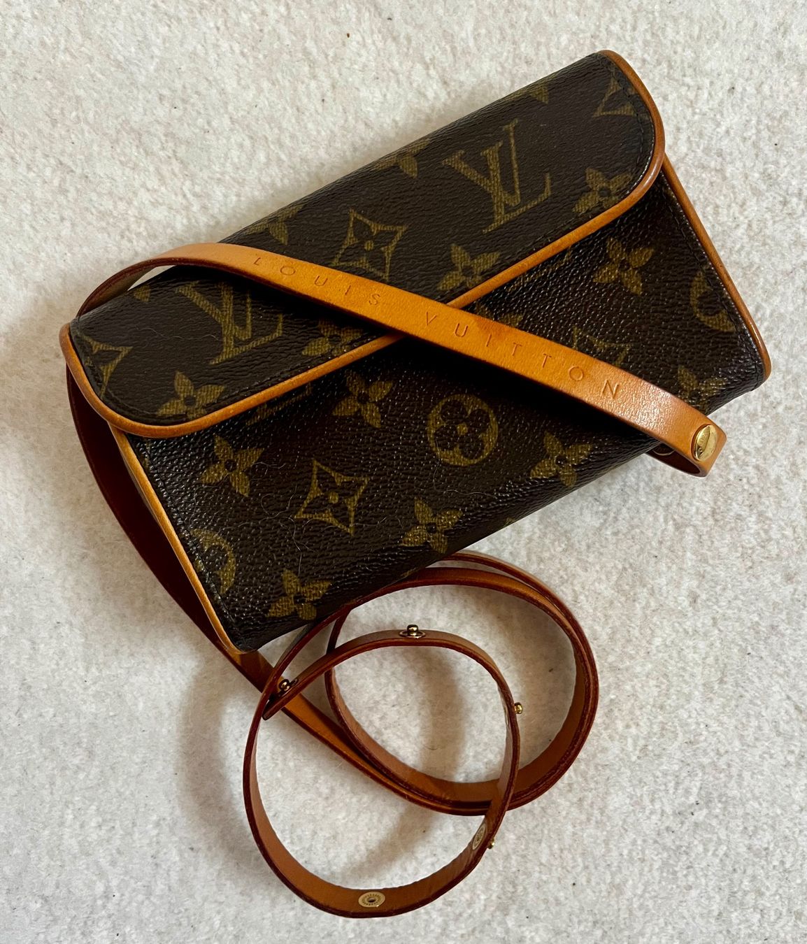 Louis Vuitton Taschen: Louis Vuitton – Neu (gemäss Beschreibung) aus St. Gallen von Viste 7