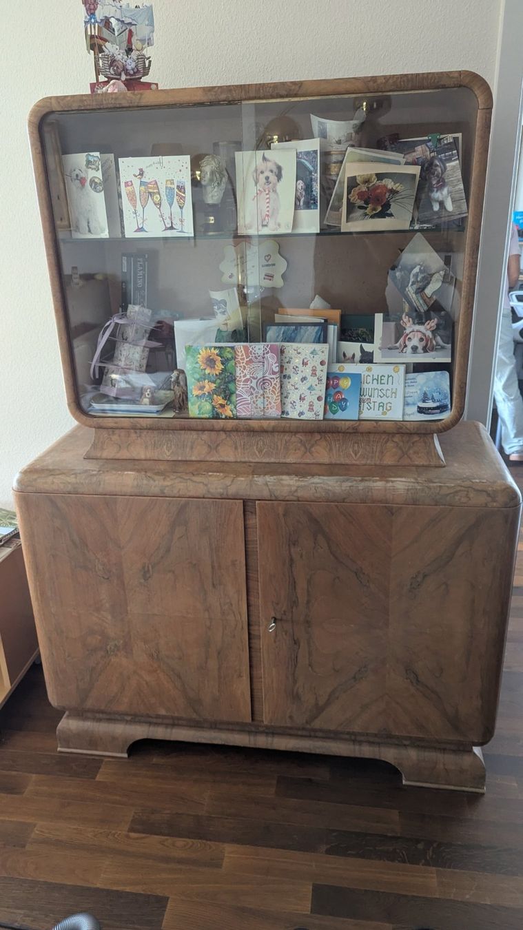 Vitrines: Art-Déco-Vitrinenschrank – D'occasion à Schwyz par roliweber