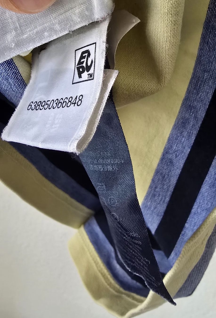Tommy Hilfiger Magliette Polo: Polo Tommy Hilfiger rayé, taille S/P – Usato da Genève venduto da MariaS2 4