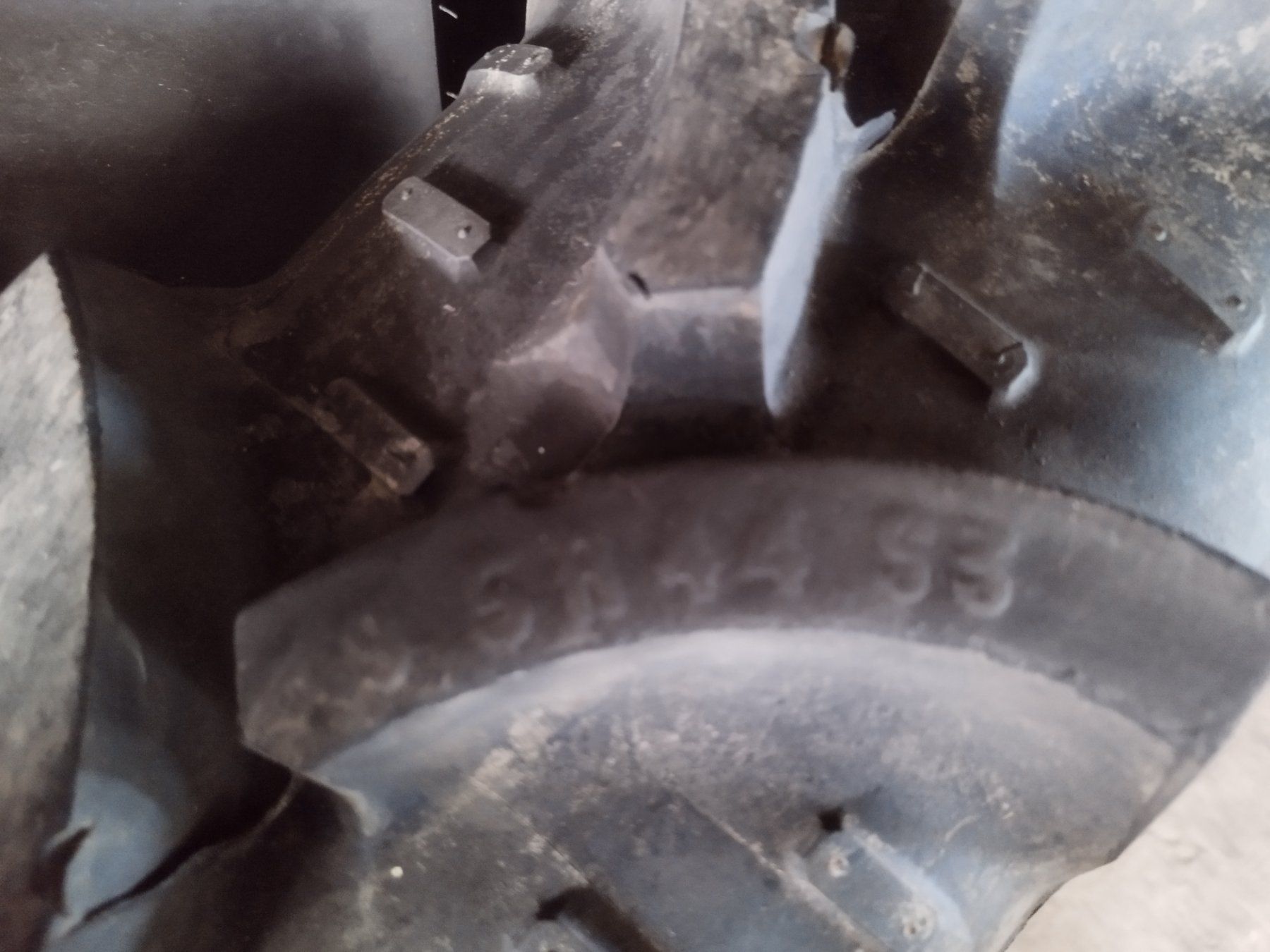 Pneus & Kompletträder: Doppelrad 230/95r44/9.5r44 – Gebraucht aus Root von Mksa. 2