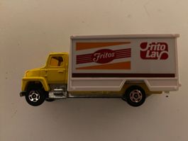 Tomica F32  Ford Truck Fritos / Frito Lay