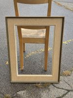 Holz Bilderrahmen beige braun gebraucht .