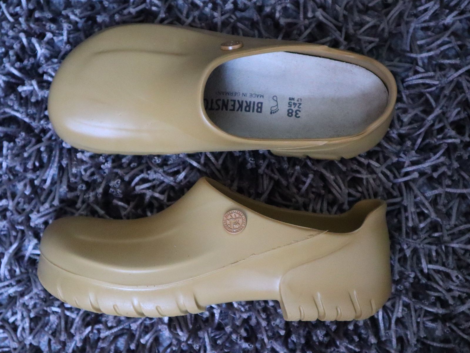 Birkenstock Scarpe da uomo: Birkenstock, Clogs, Beruf/ Garten/ Freizeit, 38, braun, NEU – Nuovo e nell'imballaggio originale da Wattwil venduto da glueck 2