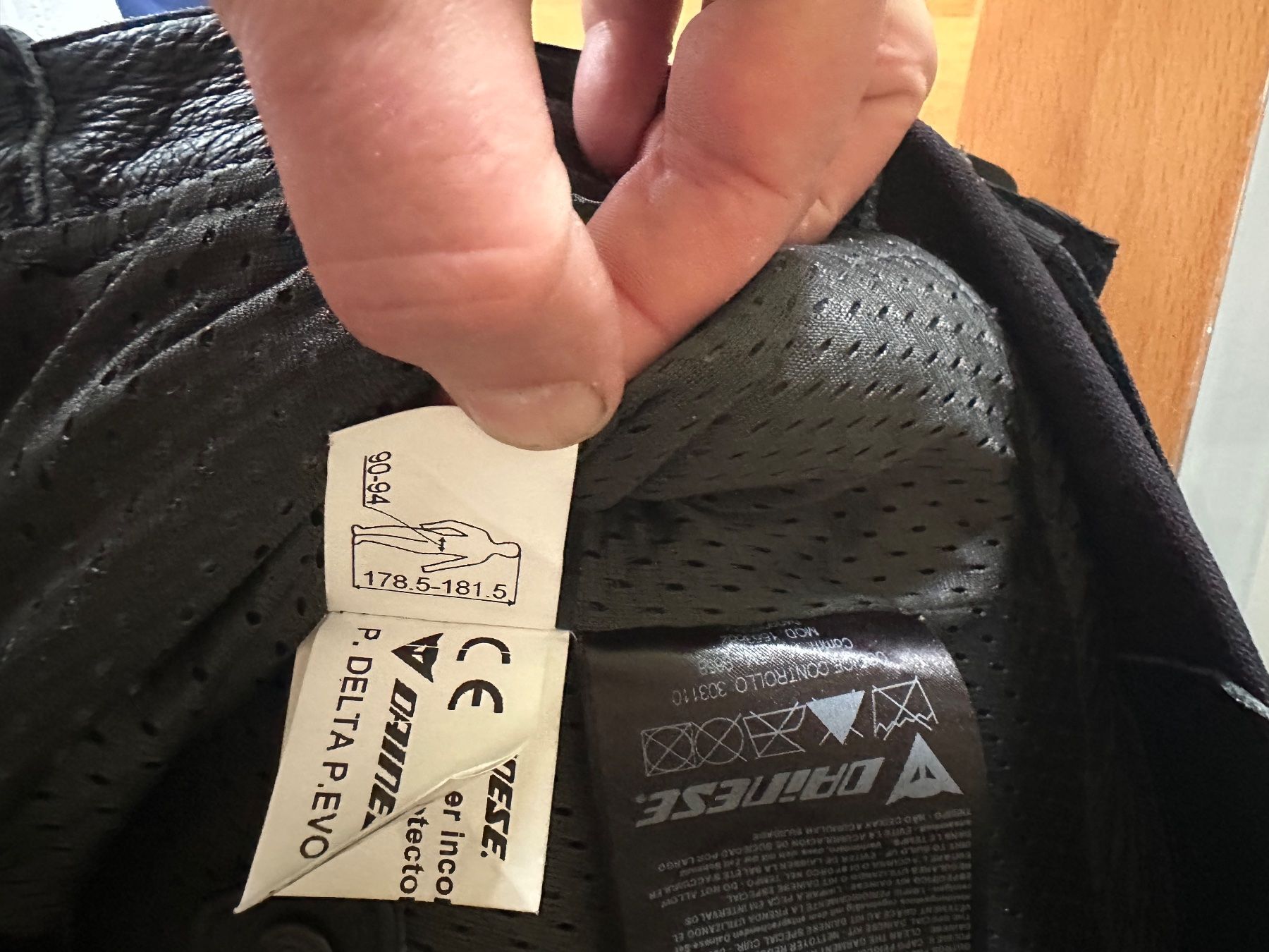 Dainese Hosen: Dainese Delta Pro Evo C2 Leder-Motorradhose Gr. 52 – Neu (gemäss Beschreibung) aus Büren SO von md626700 6